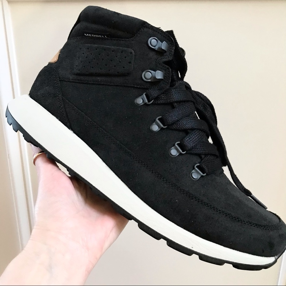 Merrell Men's Classic Chukka Leather Hiking sneaker suede Boots black